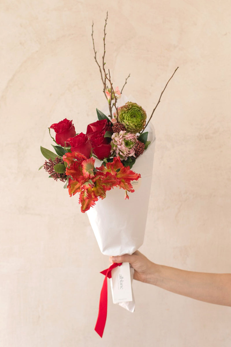Bouquet de flores variadas y de temporada especiales para Sant Valentin