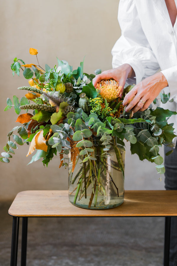 Taller de arreglos florales en jarrón