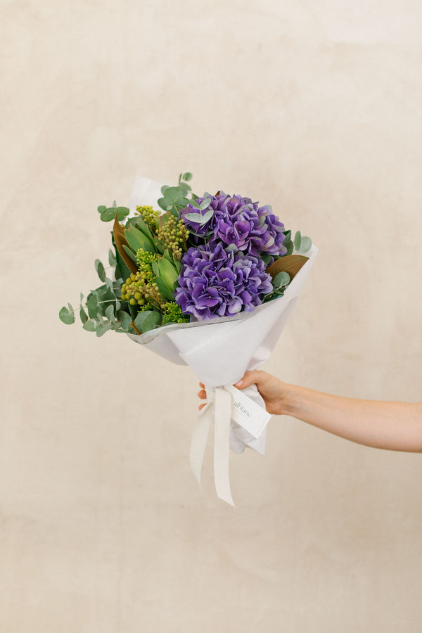 Ramo de campo especial Hortensias violetas